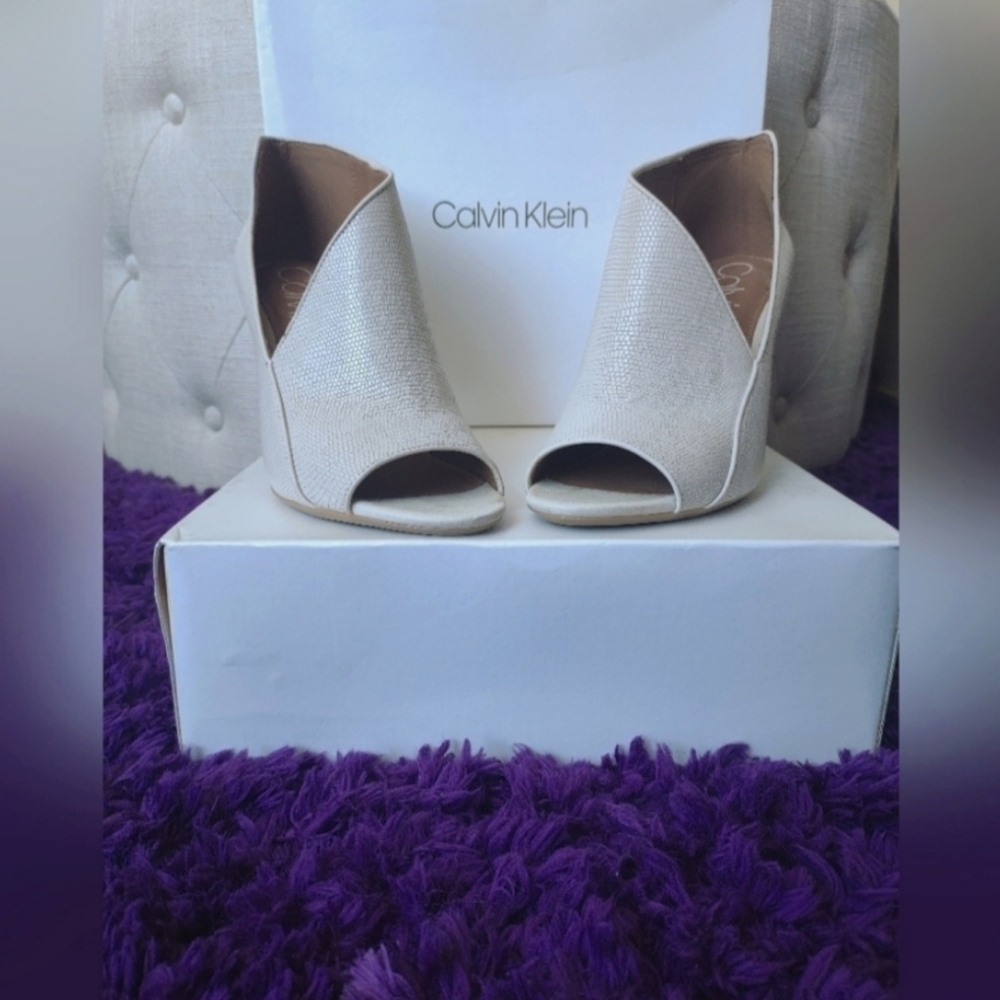 Calvin Klein White Cream Open Toe Heels
